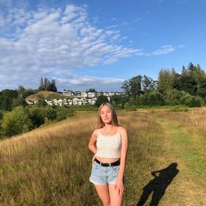 Meet your Posher, Summer